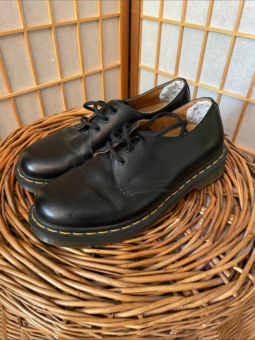 Dr. Martens Black Leather 3-Eye Derby Shoes with Yellow Stitching Oxford Loafer